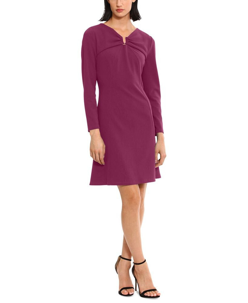 Donna Morgan women's Ruched V-Neck Long-Sleeve Dress