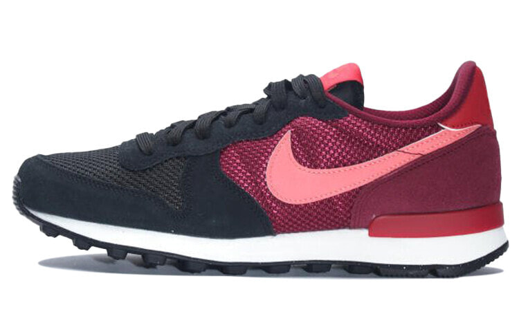 Nike Internationalist 