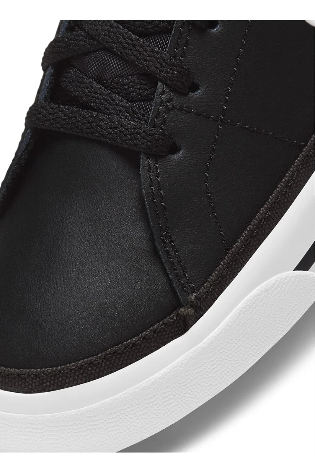 Çocuk Siyah - Beyaz Yürüyüş Ayakkabısı DA5380-002 NIKE COURT LEGACY (GS)