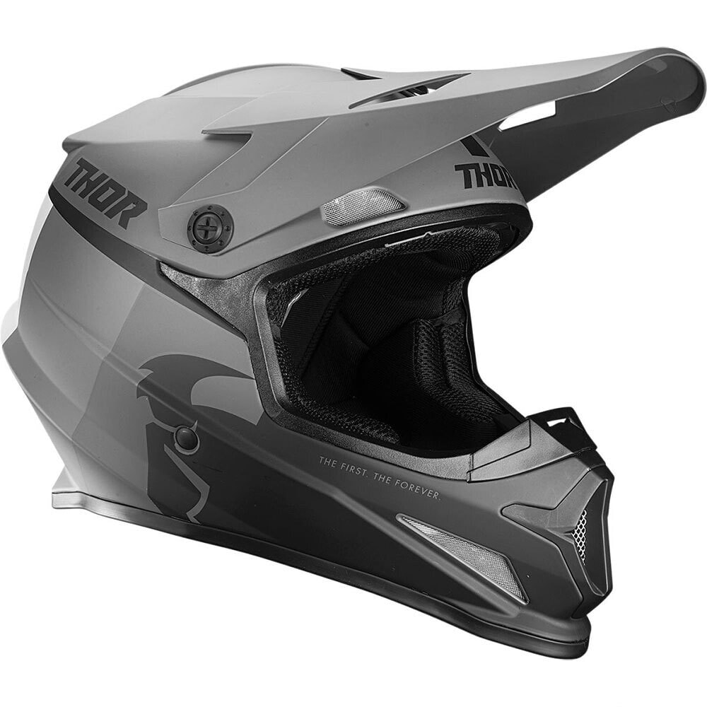 THOR Sector Racer off-road helmet