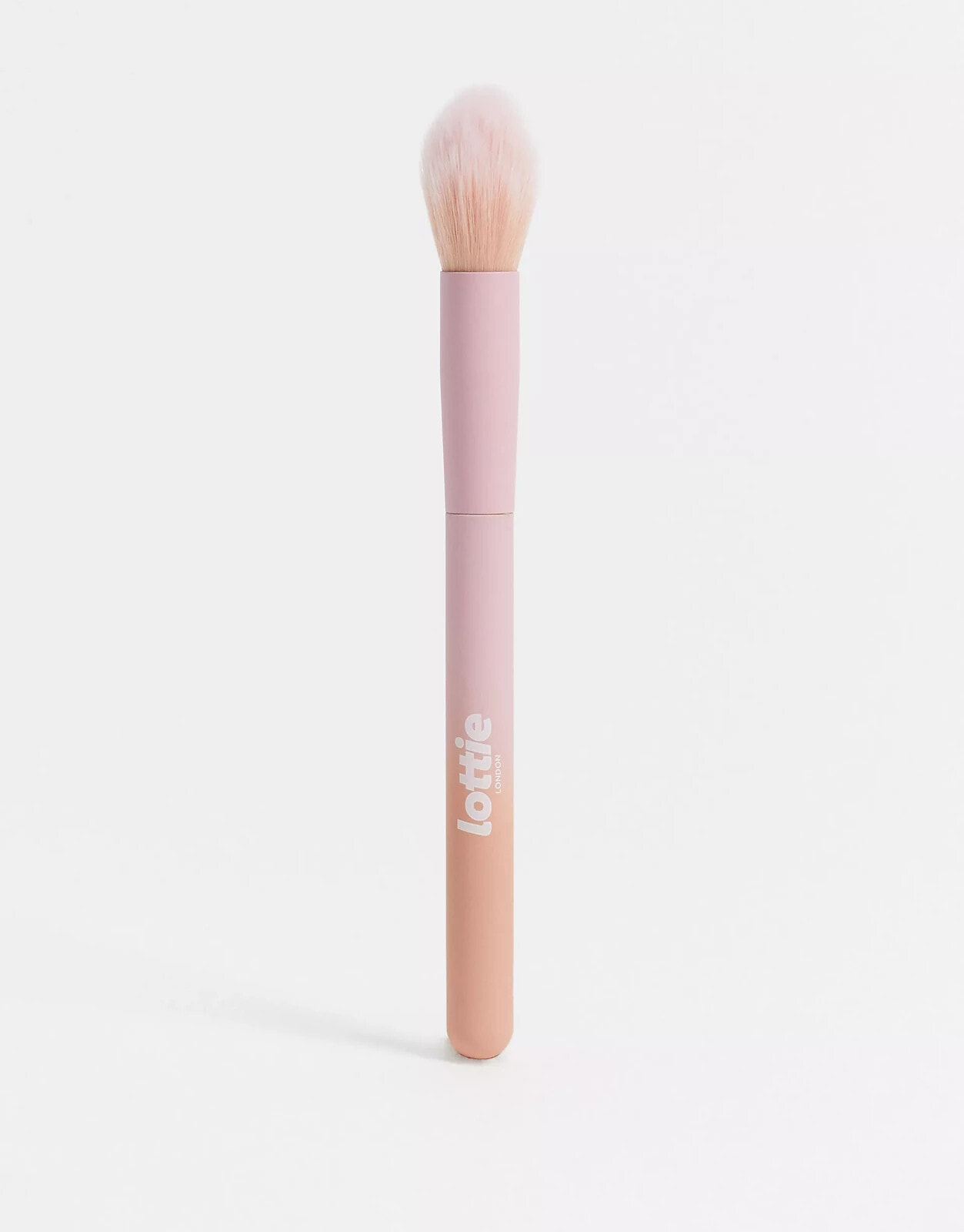 Lottie London – LF010 – Angeschrägter Highlighter-Pinsel