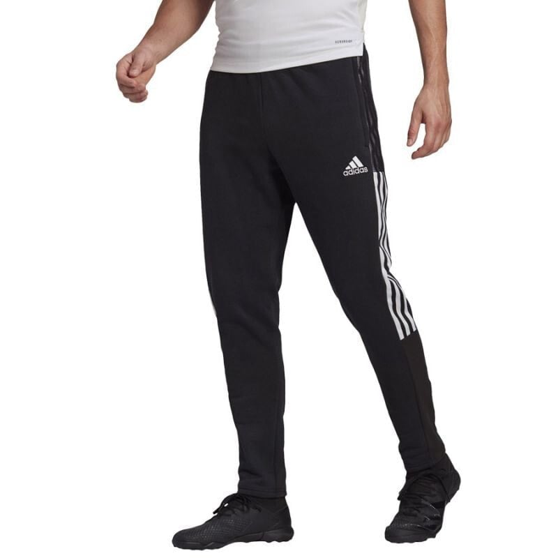 Мужские брюки спортивные черные зауженные летние с лампасами  Adidas Tiro 21 Sweat Pant M GM7336