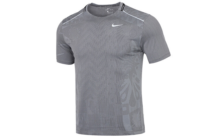 Nike TechKnit Wild Run 反光条跑步短袖T恤 男款 灰色 / Футболка Nike TechKnit Wild Run T CJ5815-010