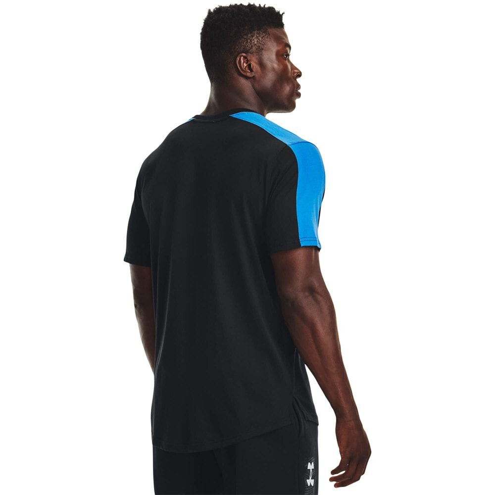 Мужская спортивная футболка черная с карманом Under Armour Pocket Размер: M купить недорого от 5047 руб. в интернет-магазине BigSaleDay