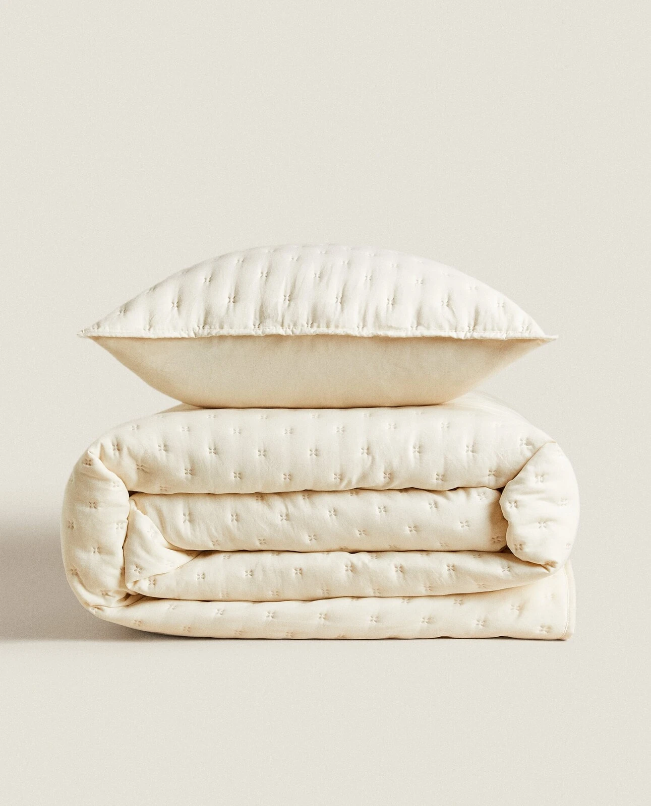 Quilted quilt with dots