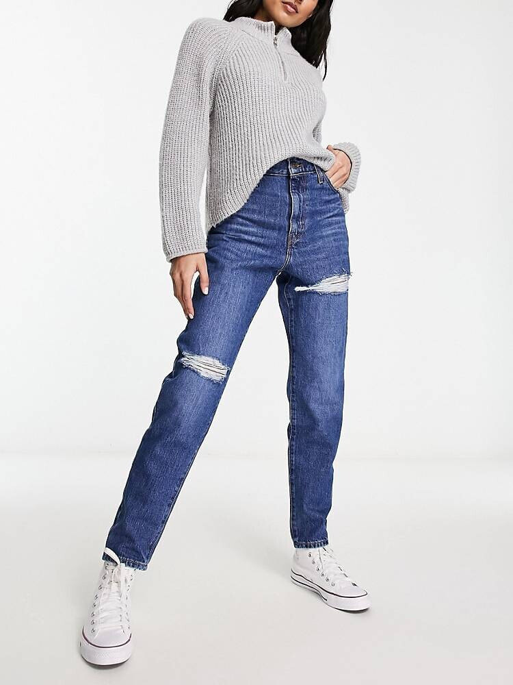 Levi's – Mom-Jeans in mittlerer Waschung mit hohem Bund und Rissen