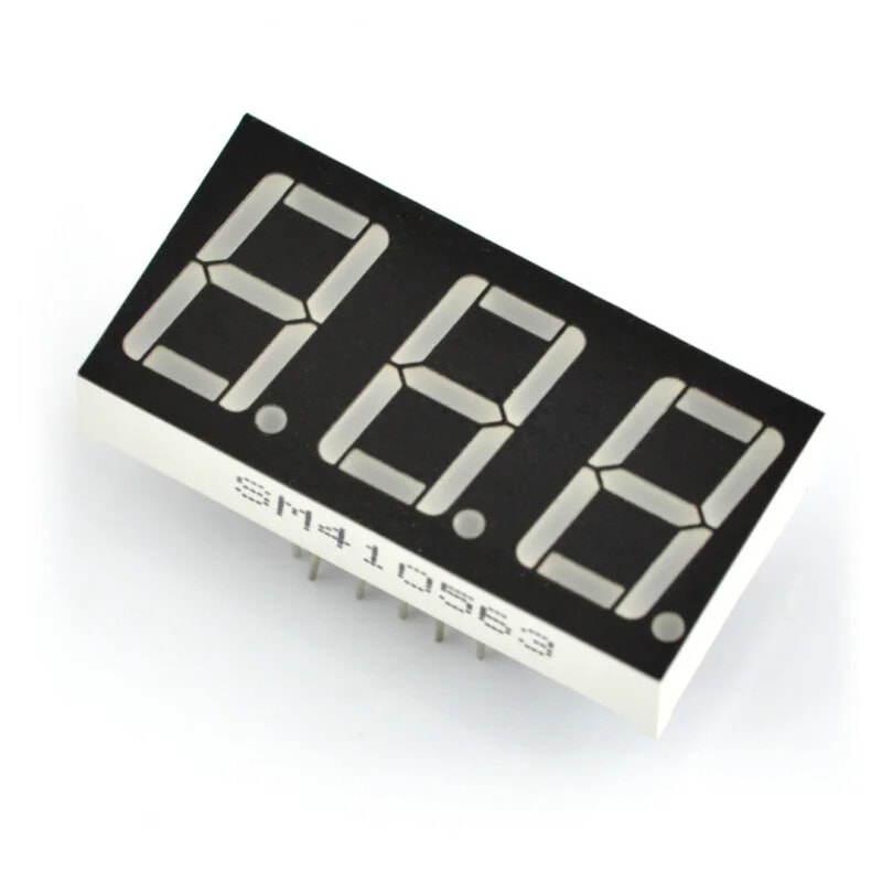 Eight-segment display x3 - 14mm red - common anode