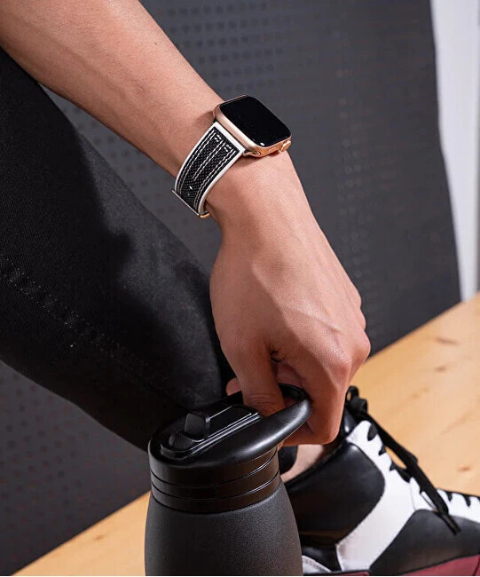 Silikonový řemínek pro Apple Watch (42 - 45 mm) - Black CS3003S1