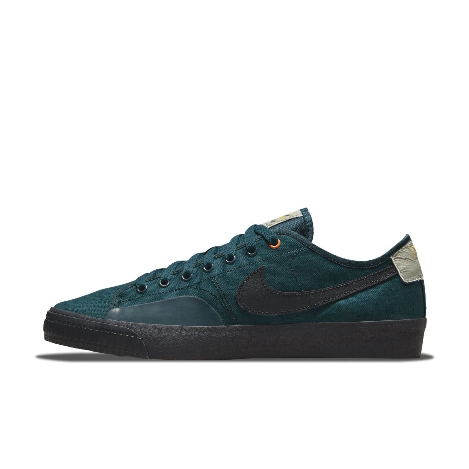 [CZ5605-301] Mens Nike Daan Van Der Linden x Blazer Court SB