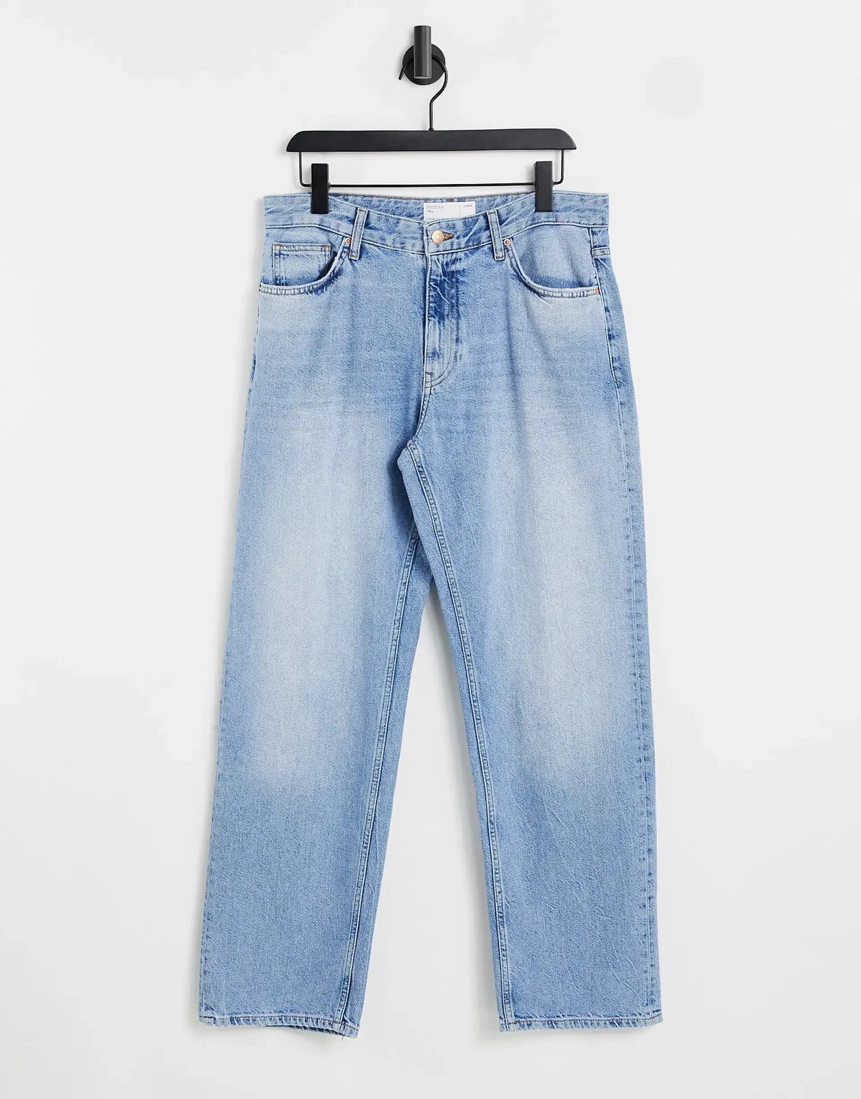 Bershka – Baggy-Jeans in hellblauer Waschung