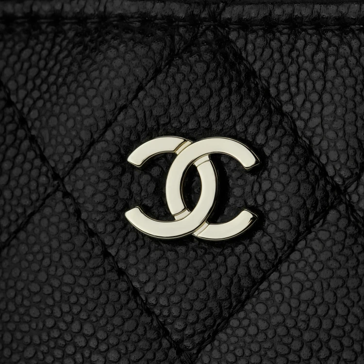 CHANEL Clutches