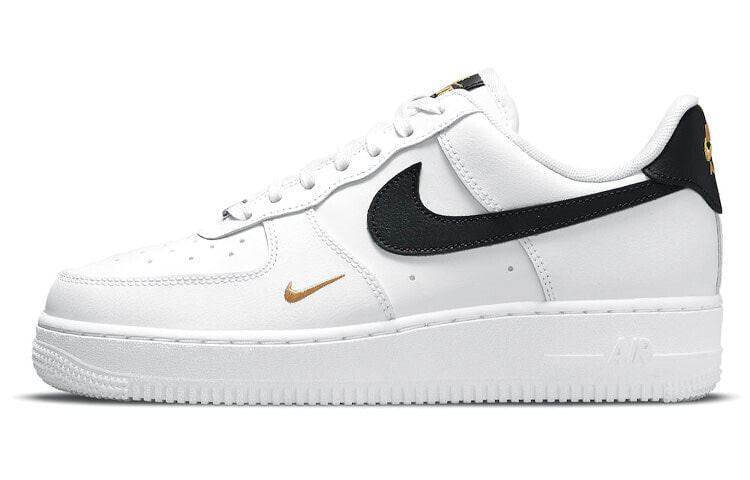 Nike Air Force 1 Low Essential 迷你钩 防滑 低帮 板鞋 女款 白黑红 / Кроссовки Nike Air Force 1 Low 07 Essential White Black Gold Mini Swoosh (Белый)