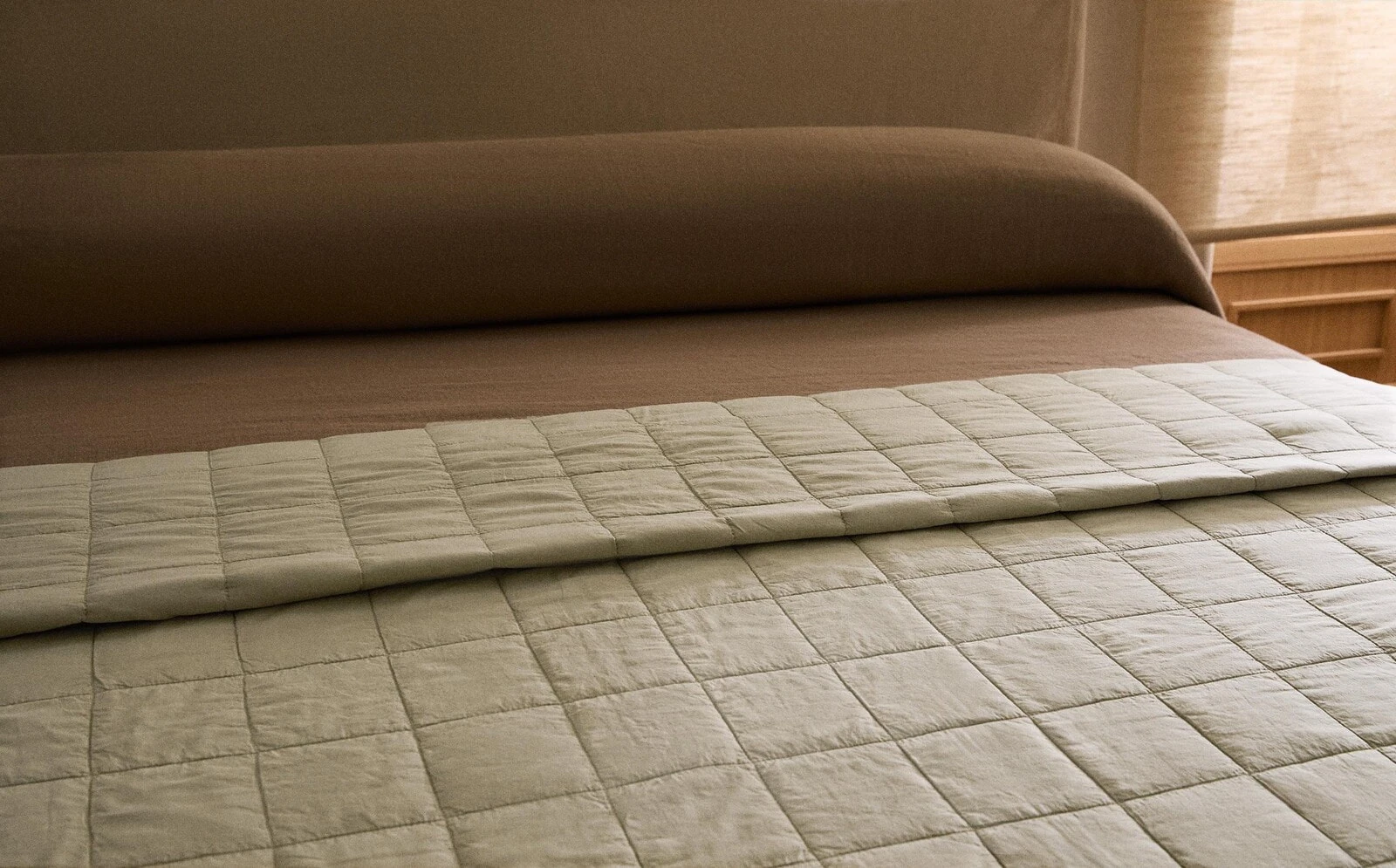 Checked cotton percale quilt