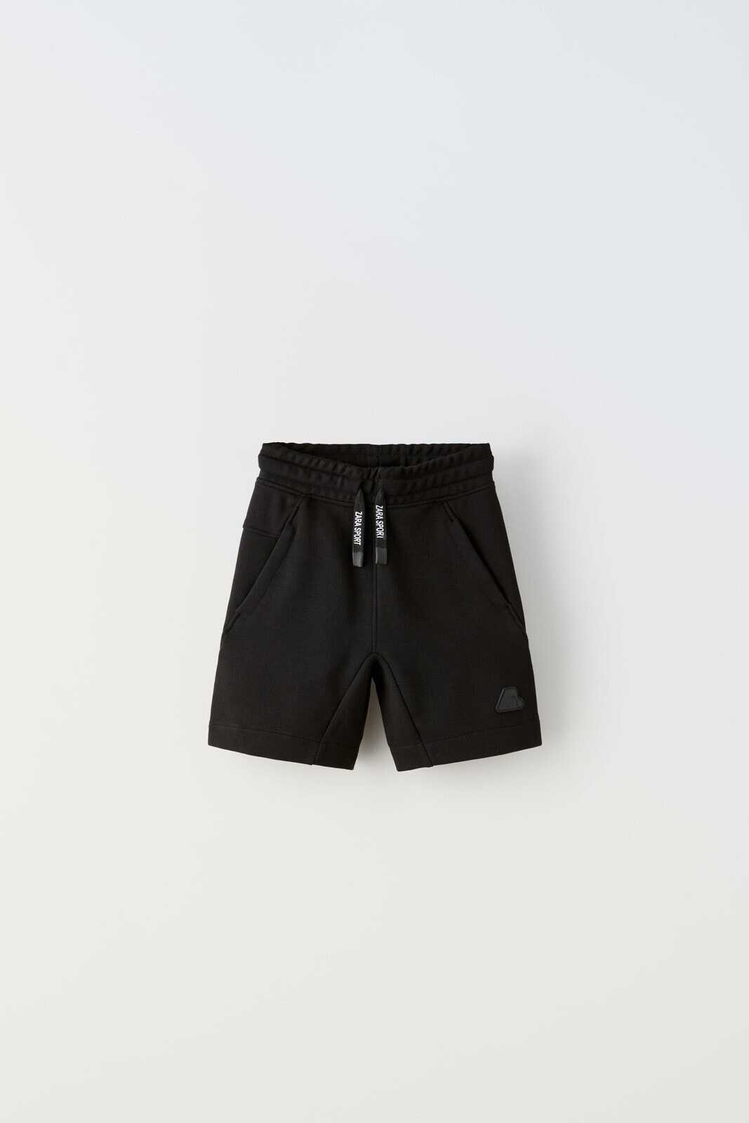 Sporty plush bermuda shorts