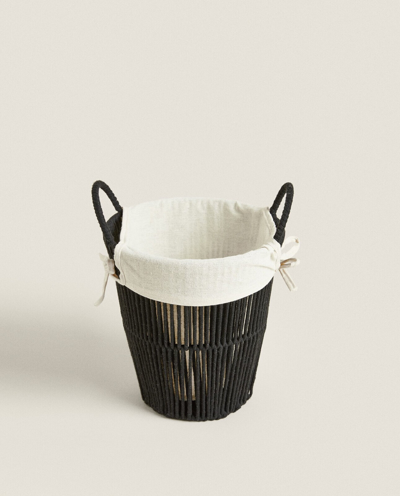 Cotton lined wastepaper basket