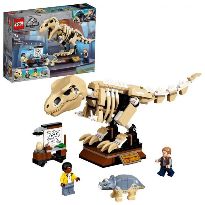 Конструктор LEGO Jurassic World Скелет тираннозавра на выставке ,76940