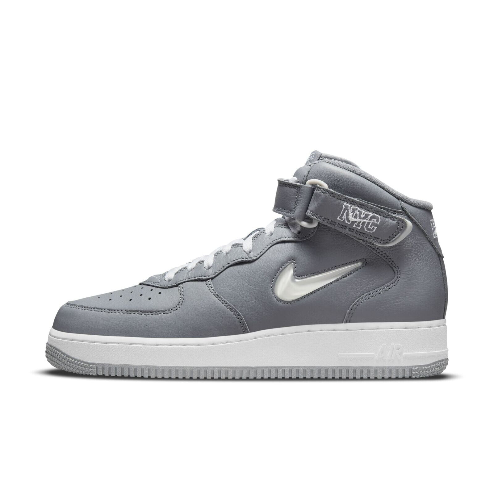 [DH5622-001] Mens Nike Air Force 1 Mid QS