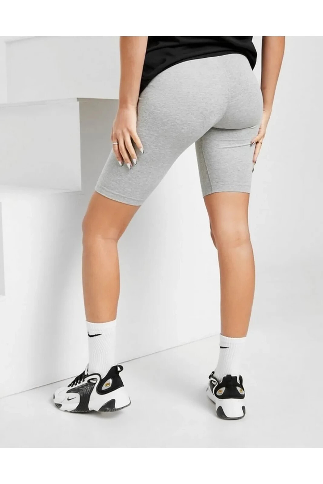 Nike Sportswear Essential шорты