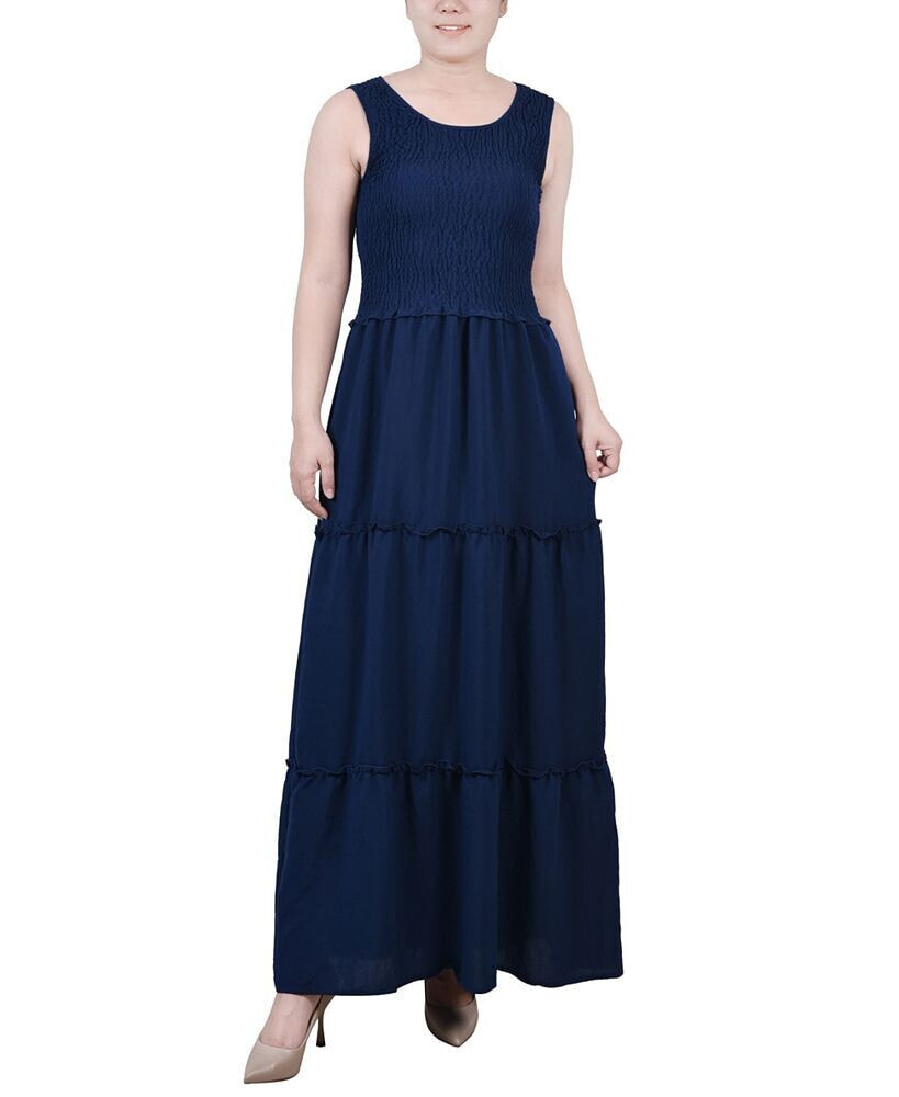 NY Collection petite Sleeveless Textured Tiered Maxi Dress