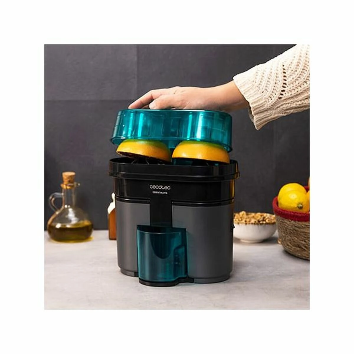 Electric Juicer Cecotec EssentialVita Twice Black 90 W Black