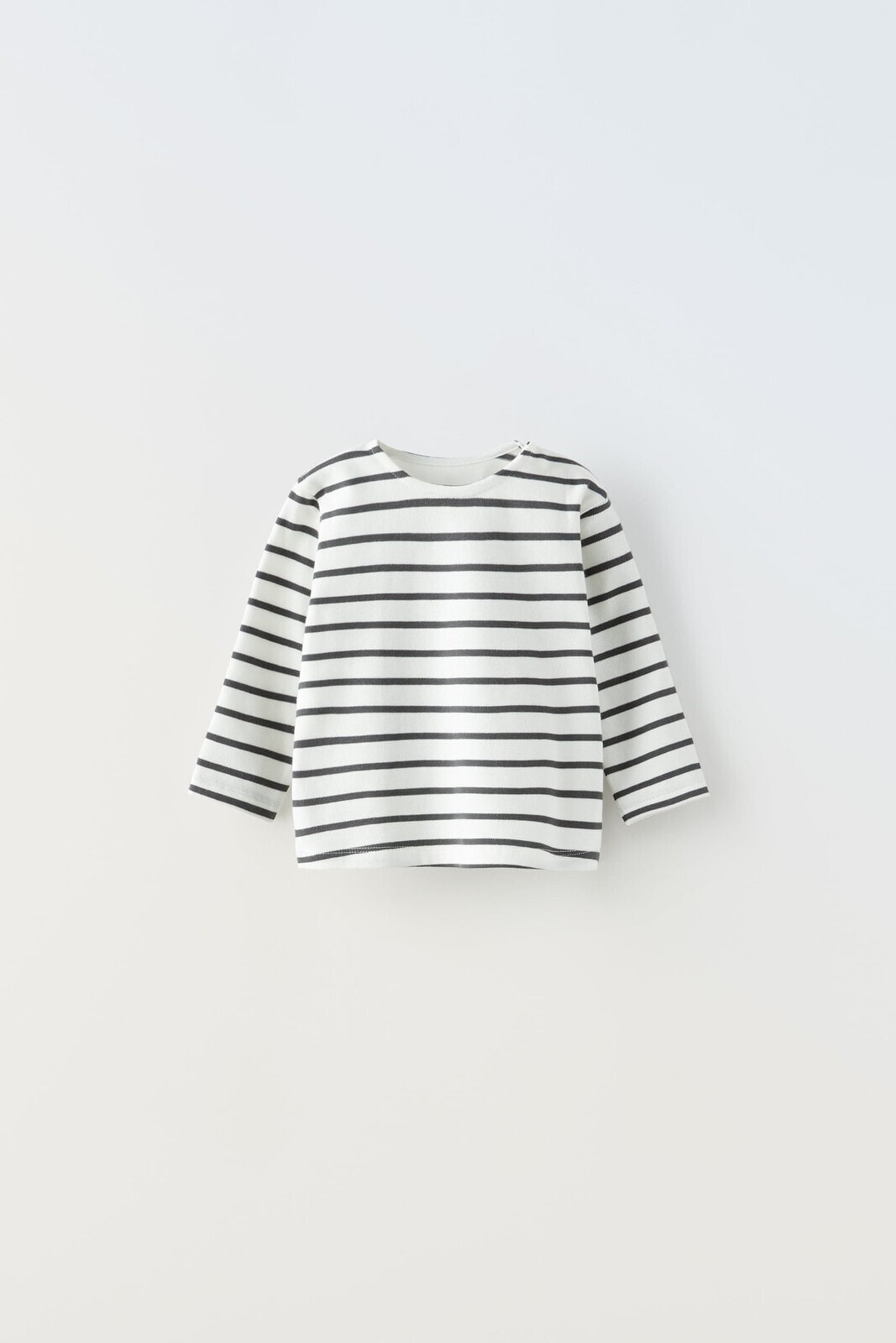 Striped t­shirt