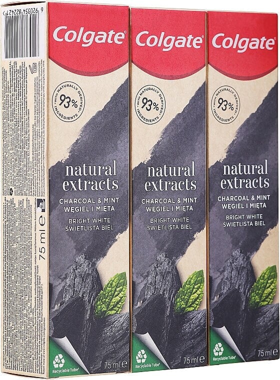 Aufhellende Zahnpasta - Colgate Natural Extracts Charcoal & Mint 93% With Naturally Derived Ingredients