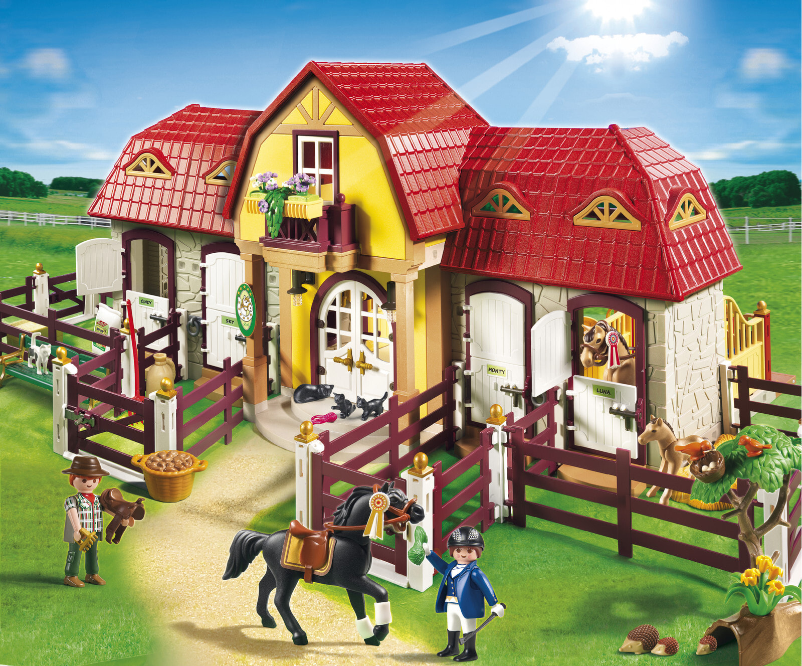 Набор с элементами конструктора Playmobil Country 5221 Большой дом верховых  с загоном цвет разноцветный — купить недорого с доставкой, 589336