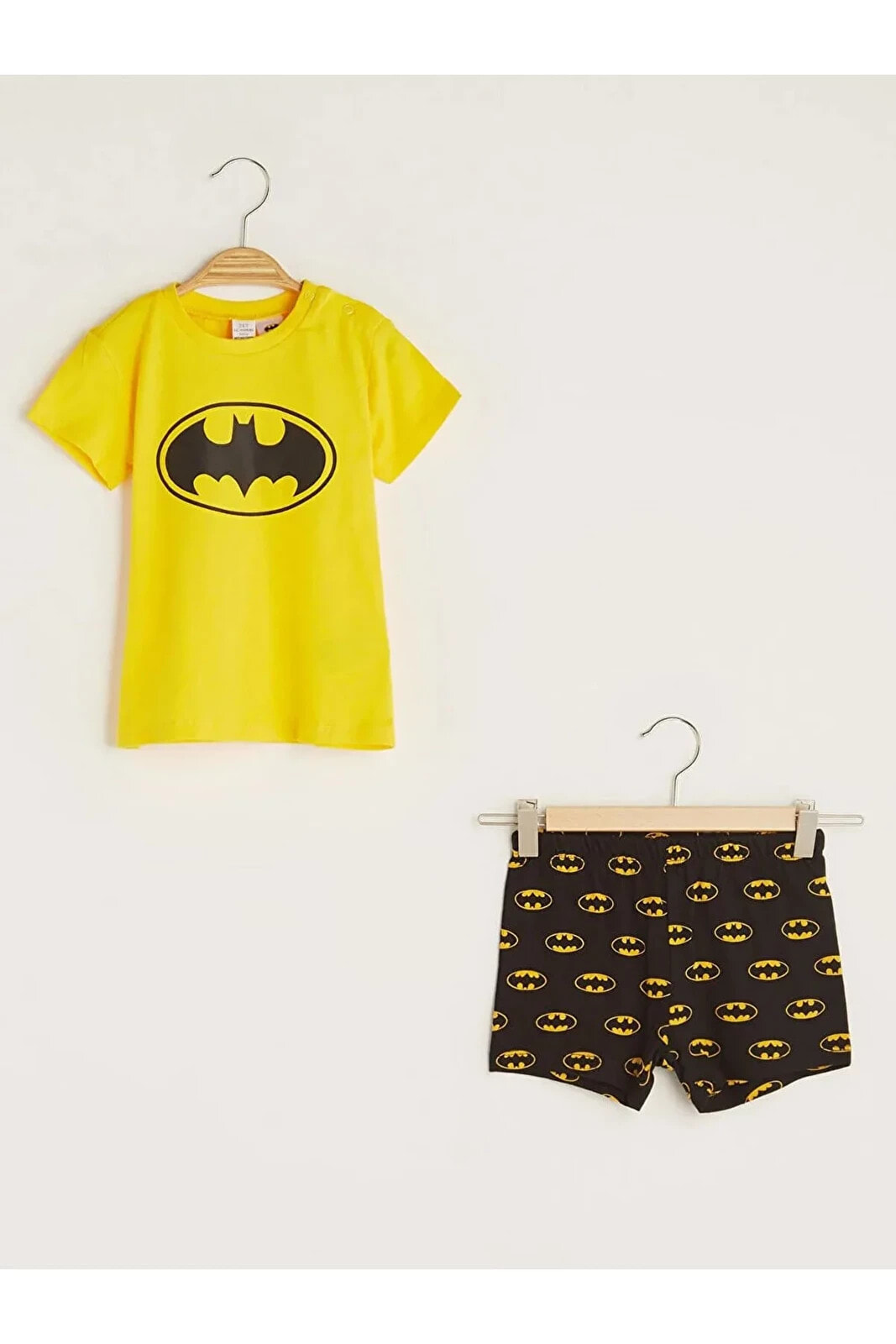 Lcw Baby Bisiklet Yaka Kısa Kol Batman Baskılı Erkek Bebek Pijama Takımı