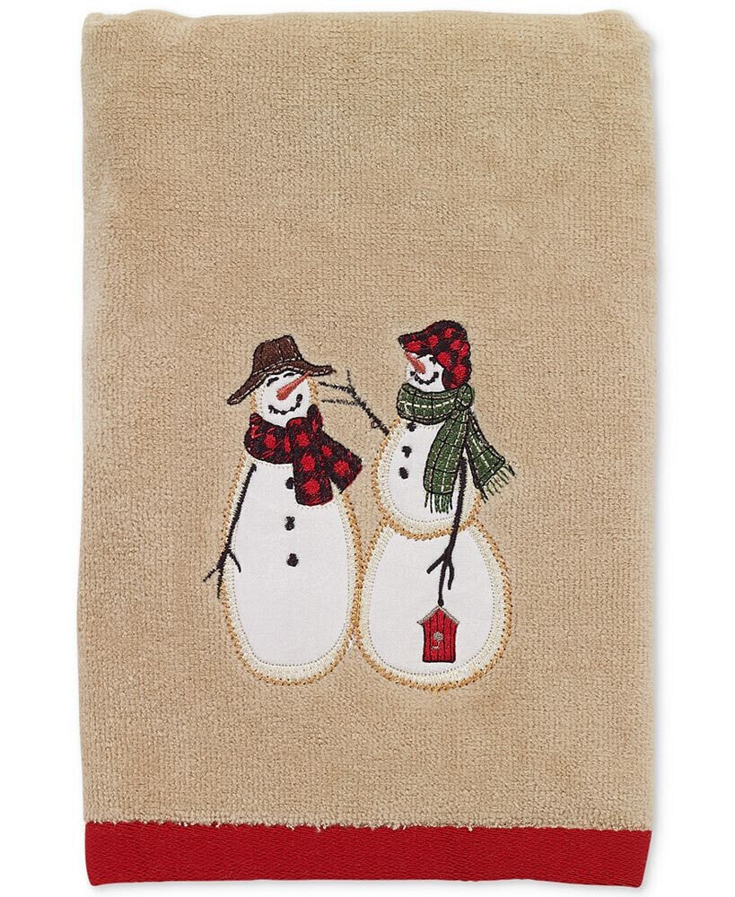 Avanti snowman Gathering Bath Towel