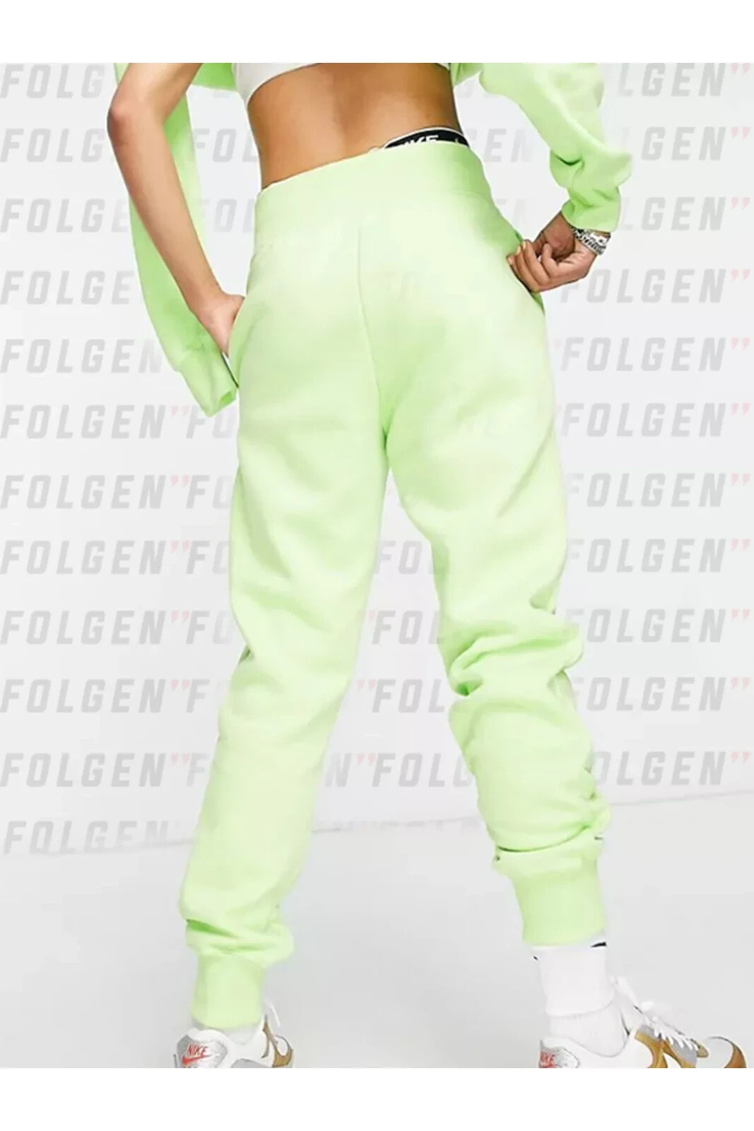 Swoosh Graphic High-waist Joggers in Lime Green Pamuklu Kadın Eşofman Altı