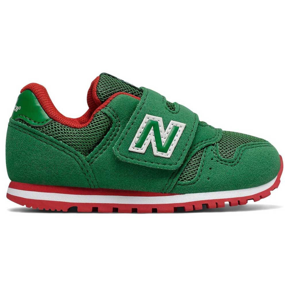 New balance store velcro trainers