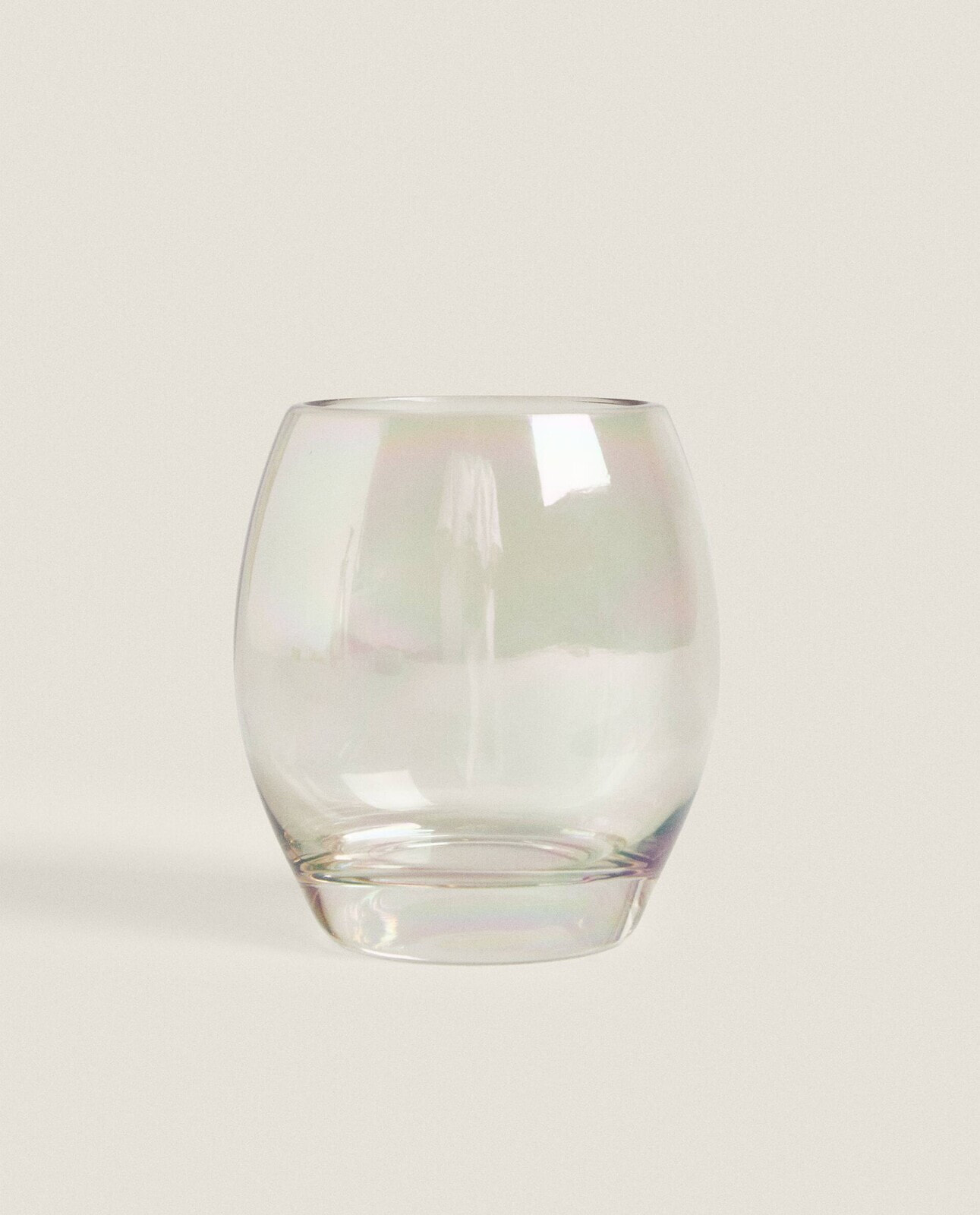 Shiny glass toothbrush holder