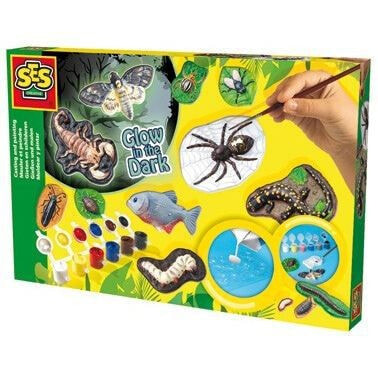 SES Creative Children's Scary Animals Glow in the Dark Casting and Painting Set 01153