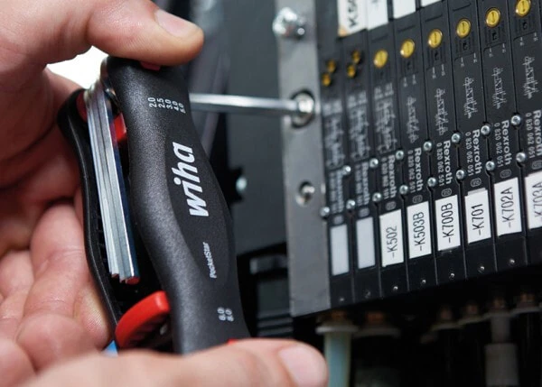 Wiha 25128 - Fold up torx key - T10,T15,T20,T25,T7,T8,T9 - Black,Green - Chromium-vanadium steel - Plastic - 104 g