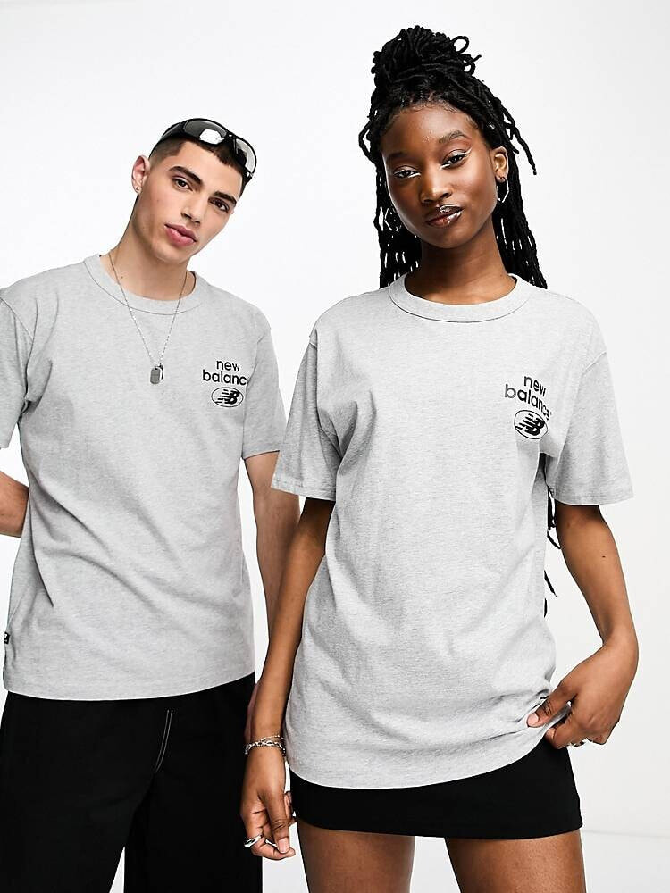 New Balance – Essentials – T-Shirt in Grau mit Logo