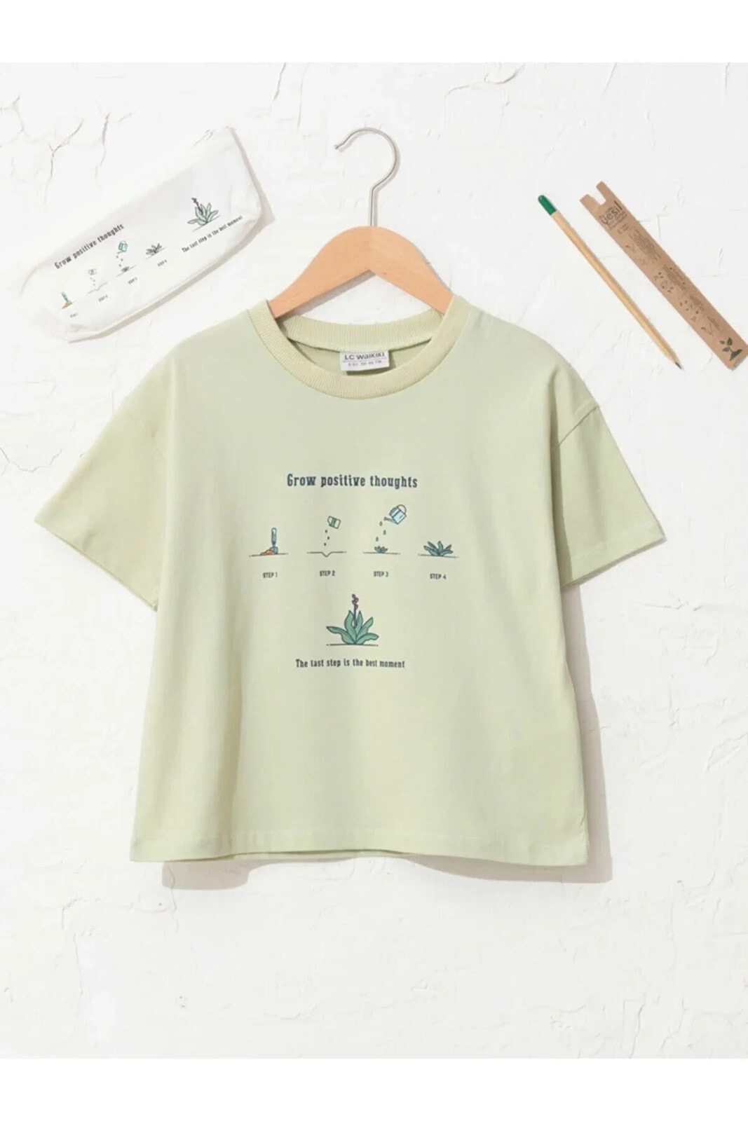 Kız Çocuk Yeşil Baskılı  T-Shirt