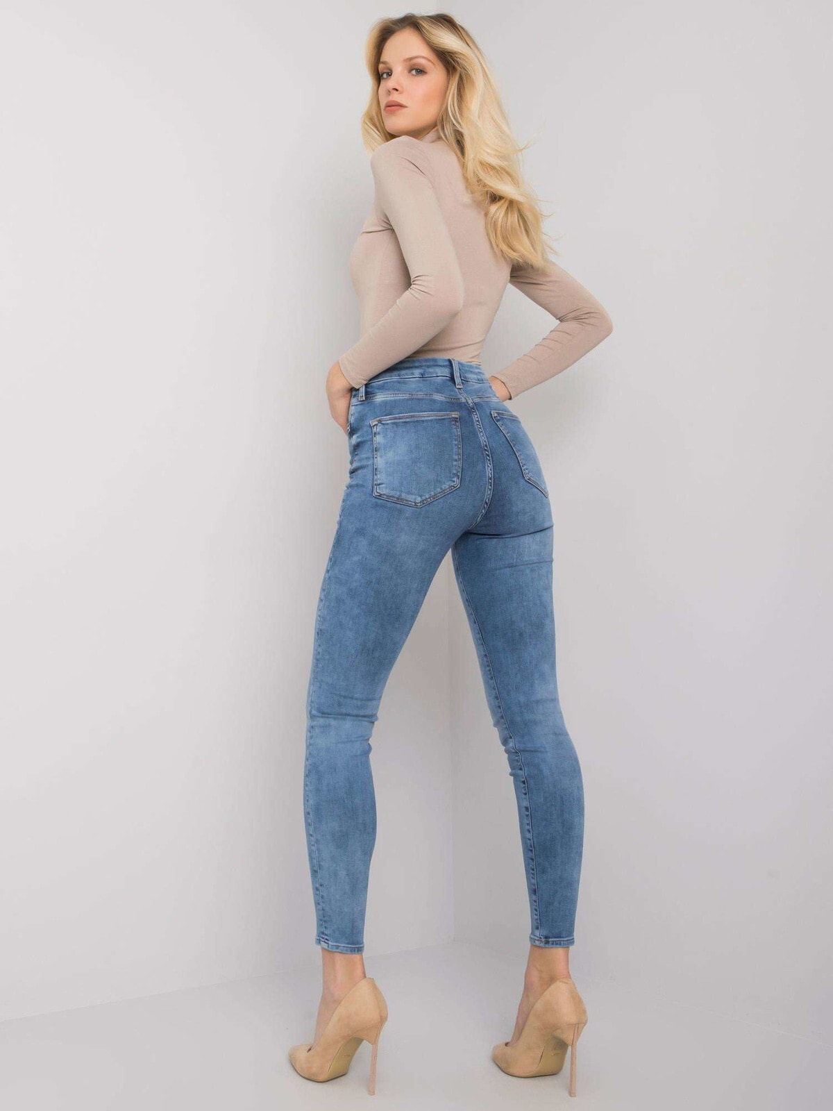 Женские джинсы RUE PARIS Spodnie jeans-RO-SP-PNT-09.67P-jasny niebieski
