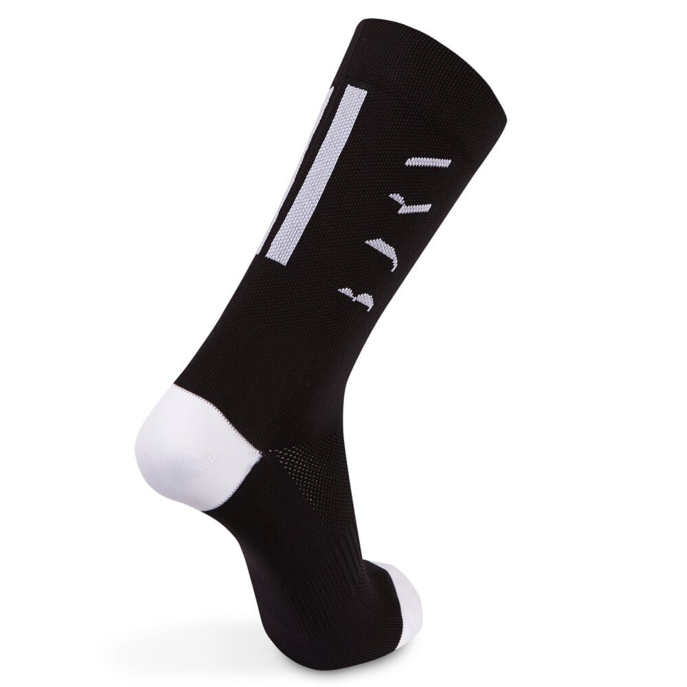 BORN LIVING YOGA Tech Socks