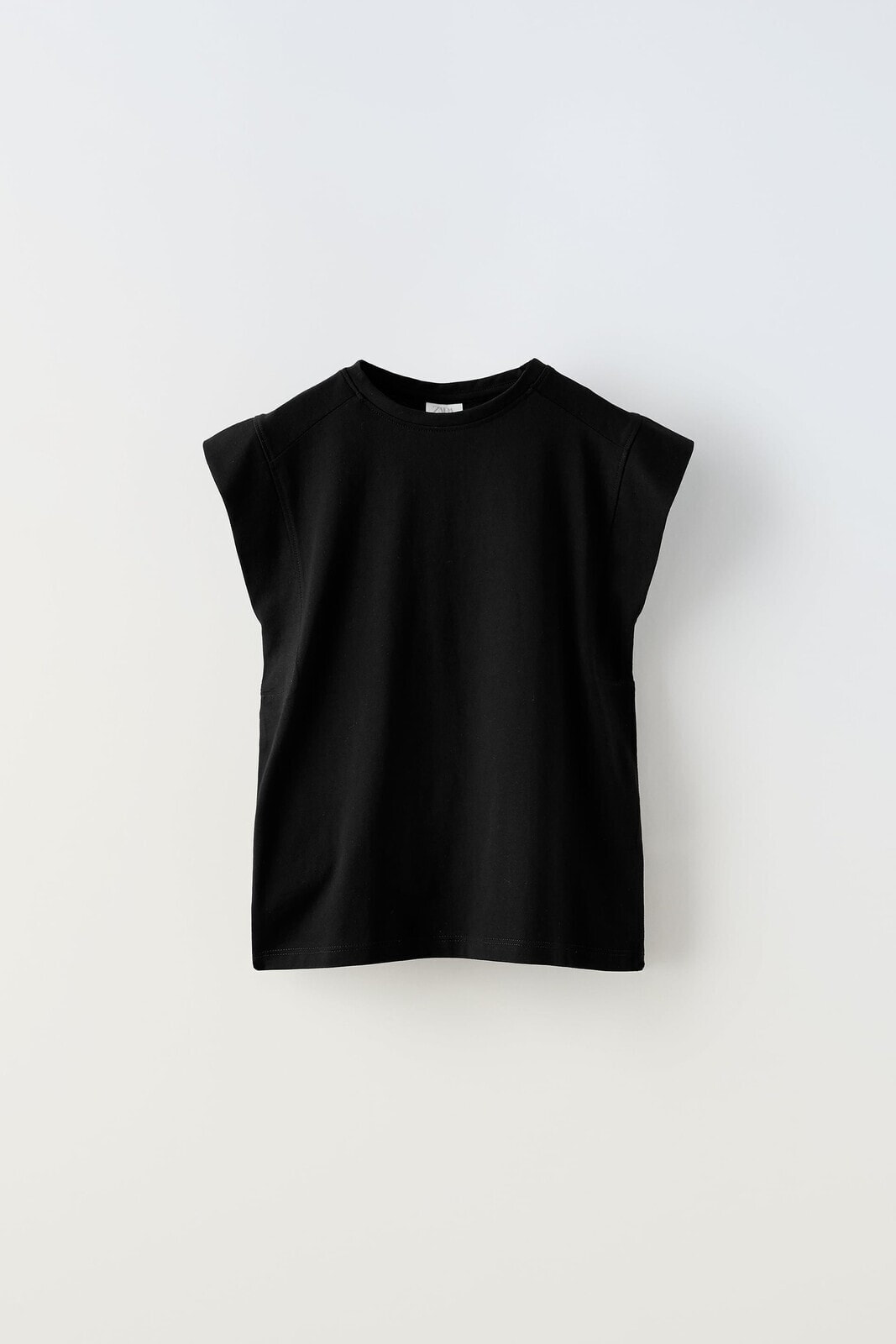 Plain t-shirt with tab