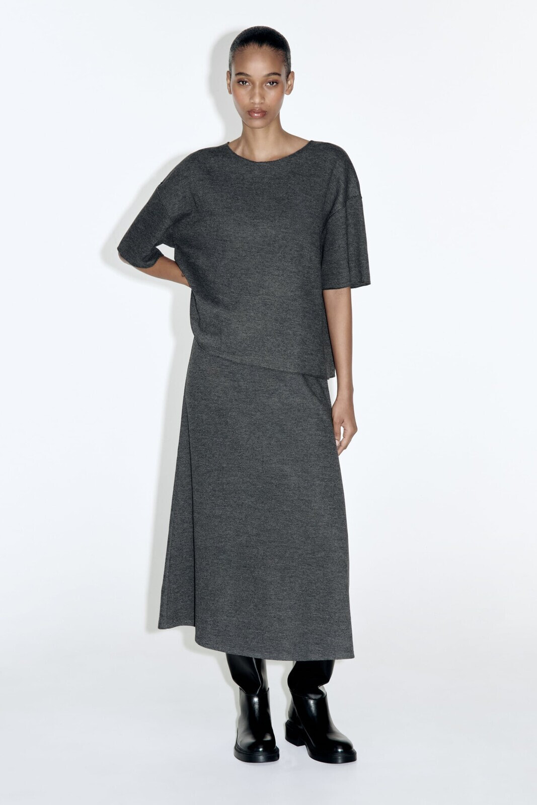 Комплект из юбки и минималистичного свитера soft ZARA