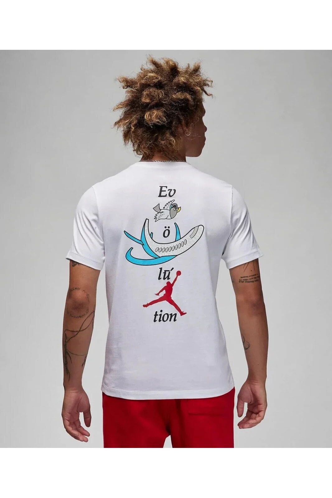 Jordan Essentials Premium Crew Graphic Erkek Sırt Baskılı Spor T-Shirt