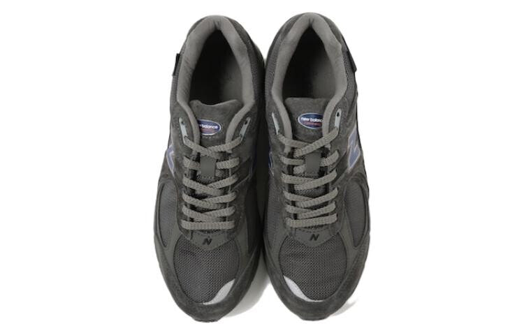 New Balance 2002R Gore-Tex Charcoal Beams Exclusive New Balance Версия:  D-Width; Размер: 42.5 купить от 52735 рублей в интернет-магазине Пойзон на  русском языке в рублях, женские кроссовки New Balance