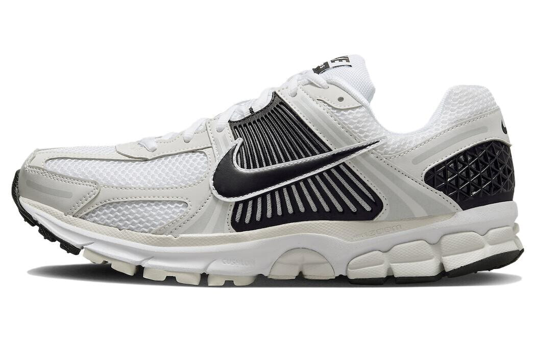 Nike Zoom Vomero 5 White Black