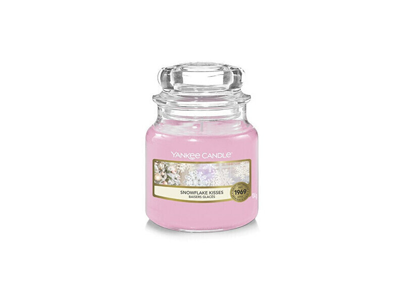 Aromatic candle Classic small Snowflake Kisses 104 g
