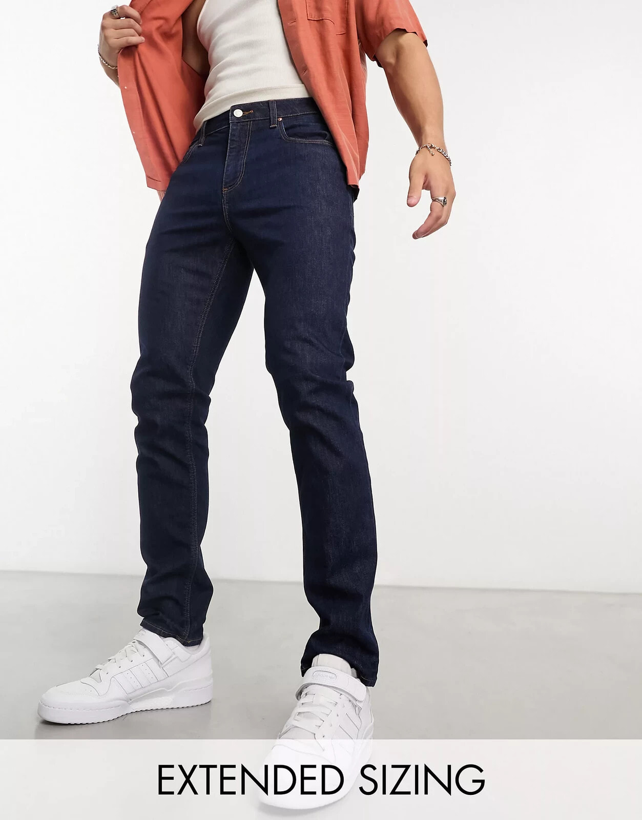 ASOS DESIGN – Schmale Stretch-Jeans in Schwarz