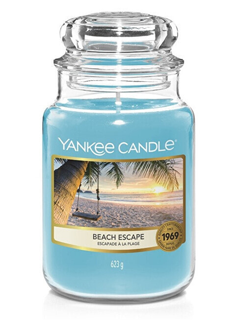 Yankee Candle Beach Escape Scented Candle Ароматическая свеча с успокаивающим морским ароматом 623 г
