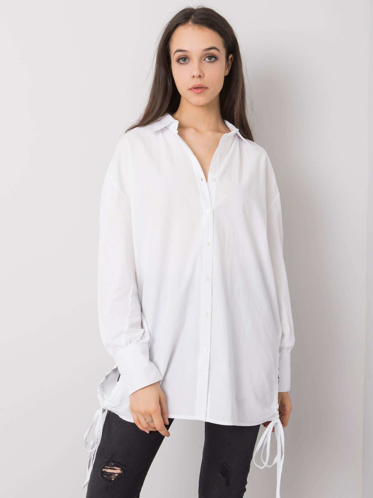 Женская рубашка свободного кроя с длинным рукавом белая Factory Price