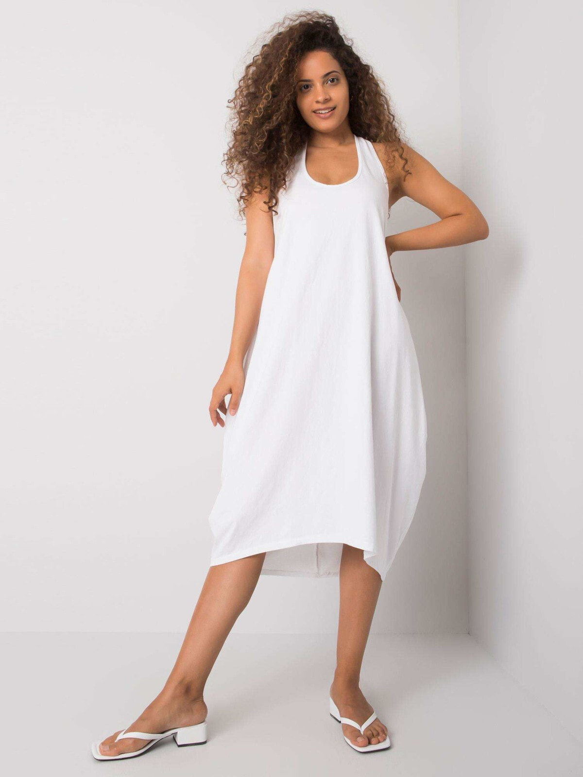 Женское платье без рукавов Factory Price белый