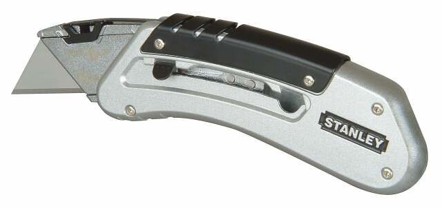 Нож  с выдвижным трапециевидным лезвием STANLEY Quickslide 0-10-810 145 мм