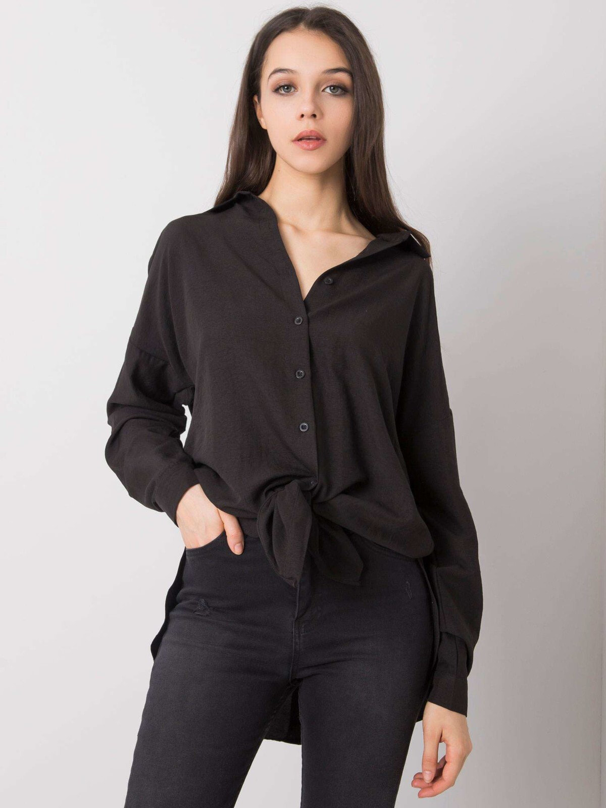 Женская удлиненная рубашка прямого кроя с длинным рукавом черная Factory Price